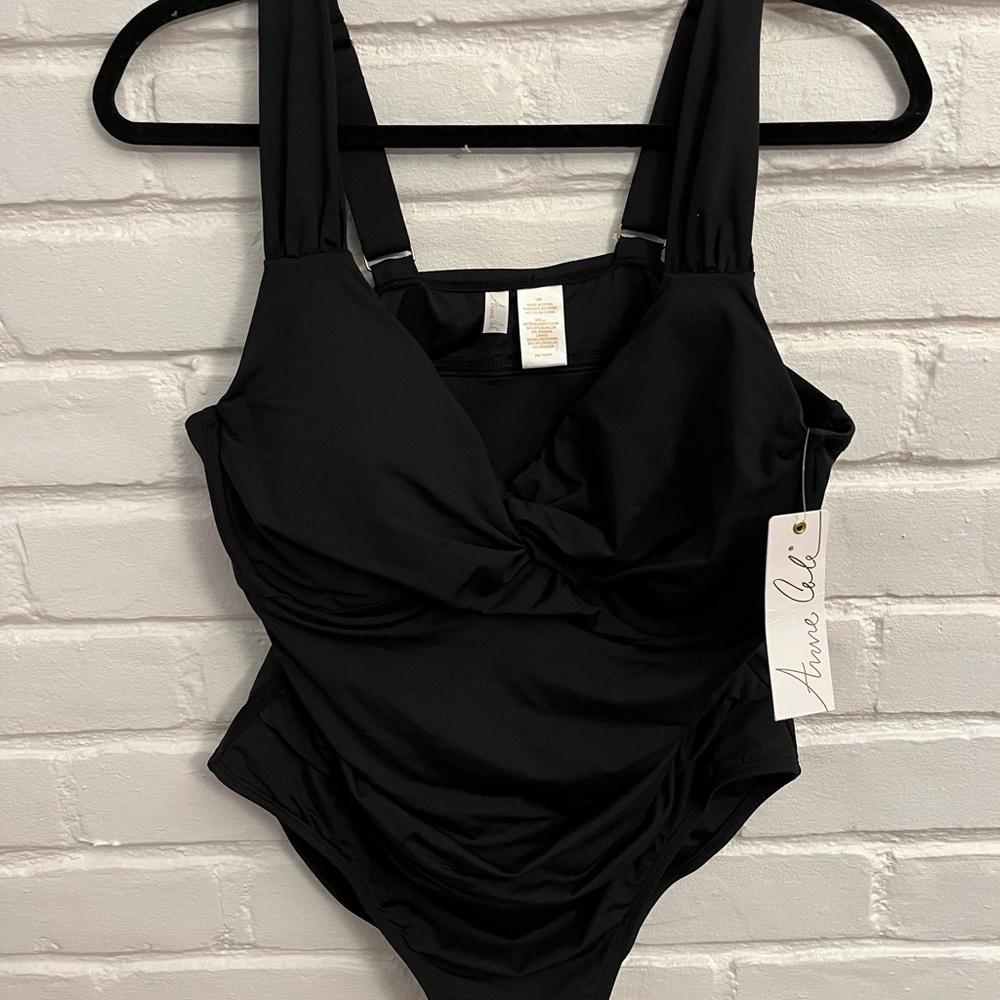 Anne Cole Black One Piece size 16W Swimsuit with Ruched Detail